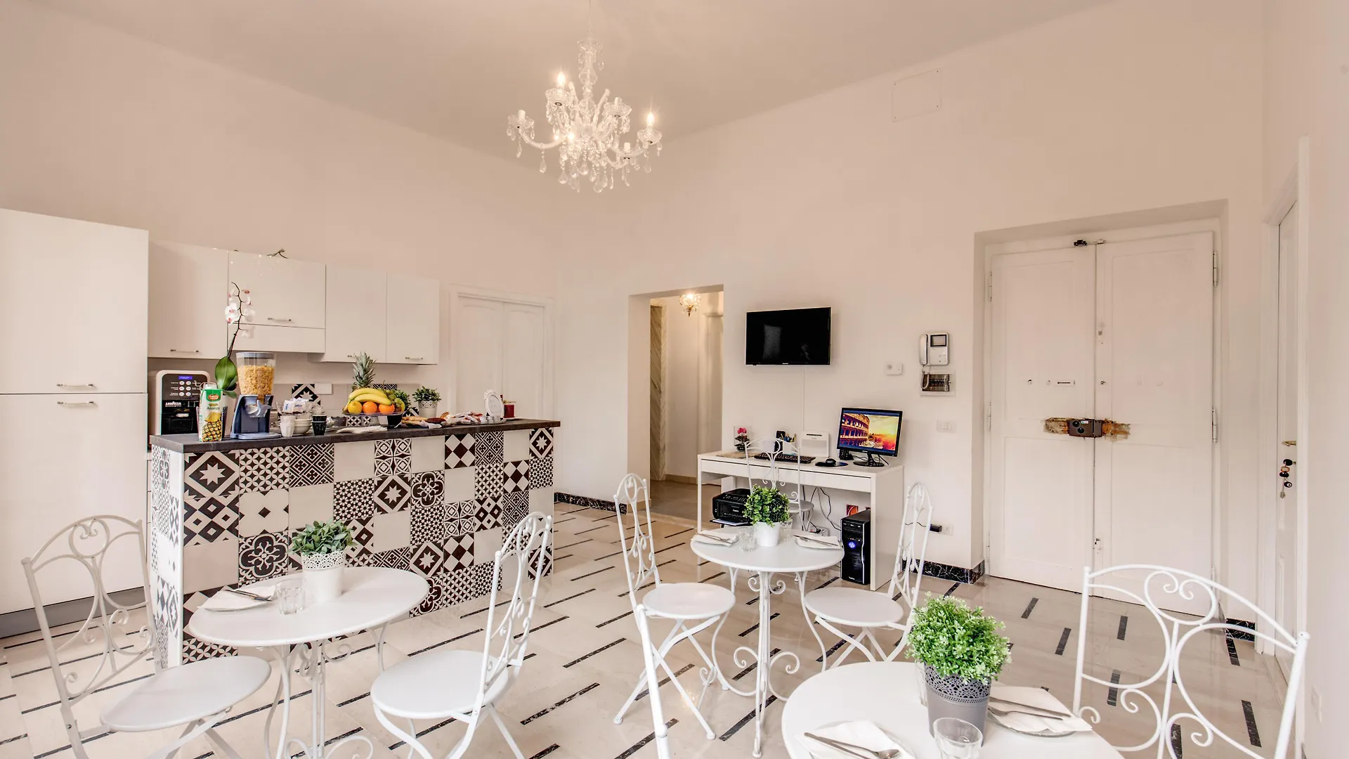 Relais La Torretta Bed & Breakfast Rome 2*,  Italy
