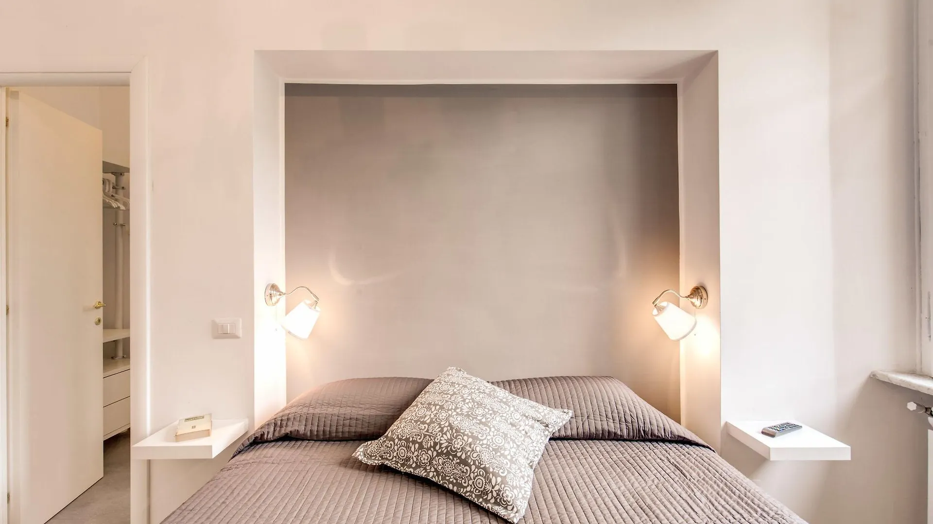 Relais La Torretta Bed & Breakfast Rome 2*,  Italy