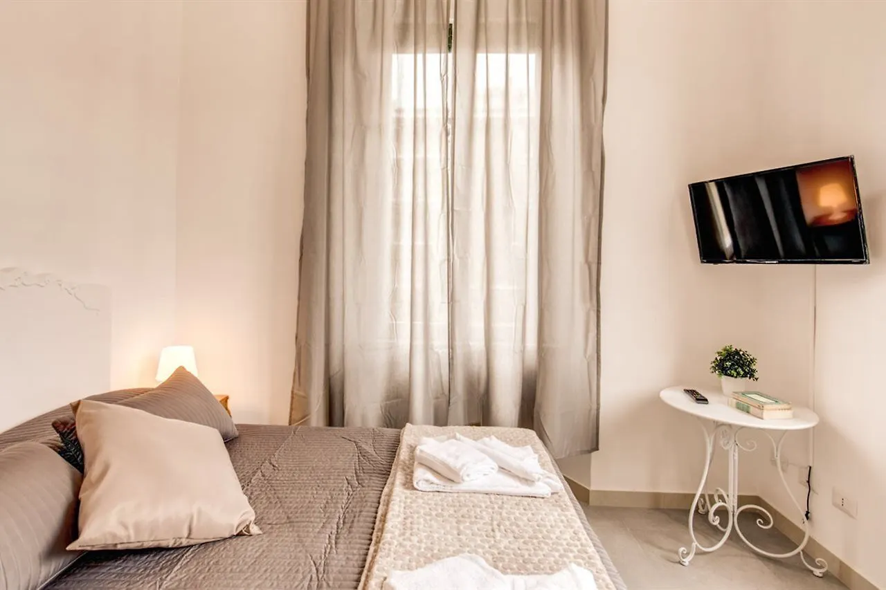 Relais La Torretta Bed & Breakfast Rome 2*,  Italy